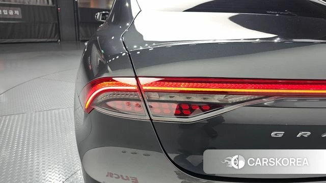 Hyundai The New Grandeur IG Hybrid id 4464764 из Кореи 15