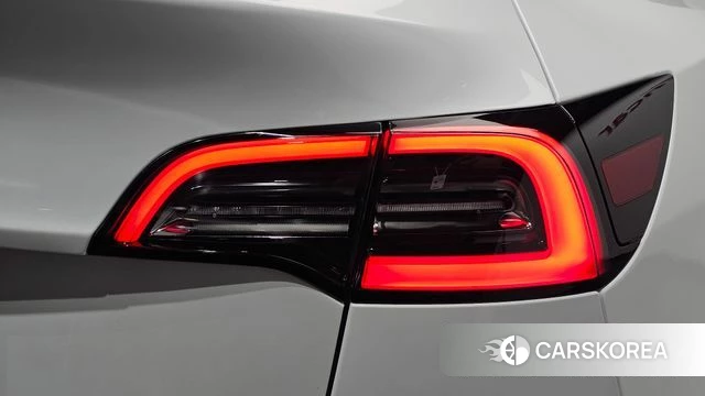 Tesla Model Y id 4792183 из Кореи 15