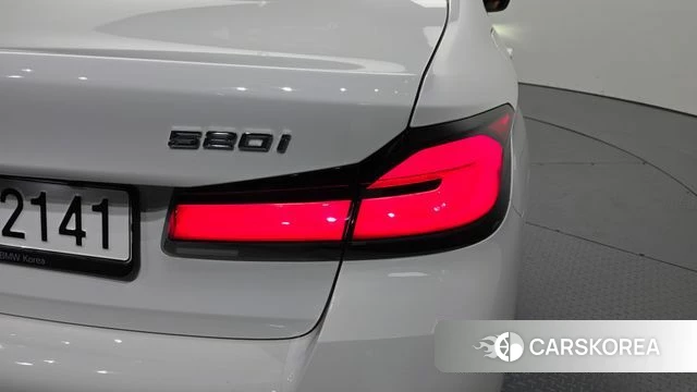 BMW 5 Series (G30) id 4768466 из Кореи 14