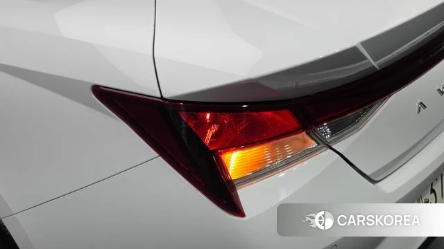 Hyundai Avante Hybrid (CN7) id 4592771 из Кореи 15