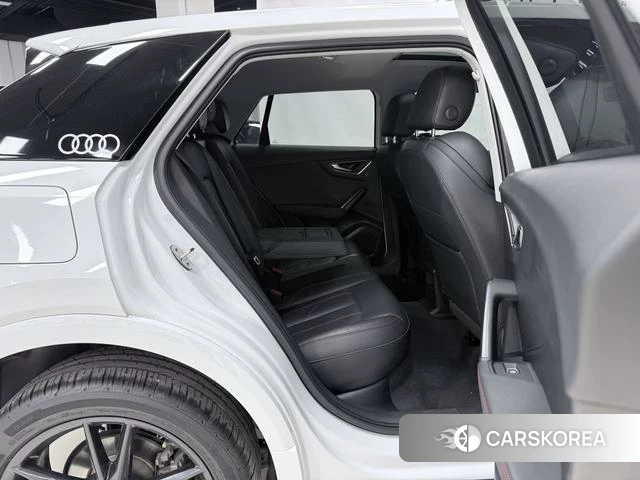 Audi Q2L id 4291314 из Китая 15