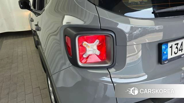 Jeep Renegade id 4475985 из Кореи 15