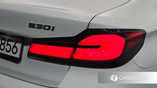 BMW 5 Series (G30) id 4848323 из Кореи 15