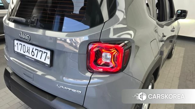 Jeep Renegade id 4294529 из Кореи 15