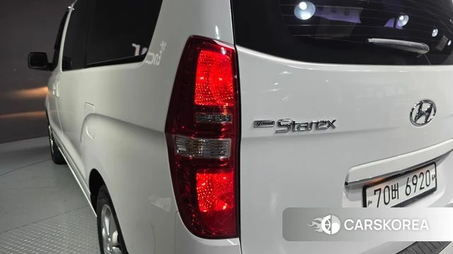 Hyundai The New Grand Starex id 4587518 из Кореи 15