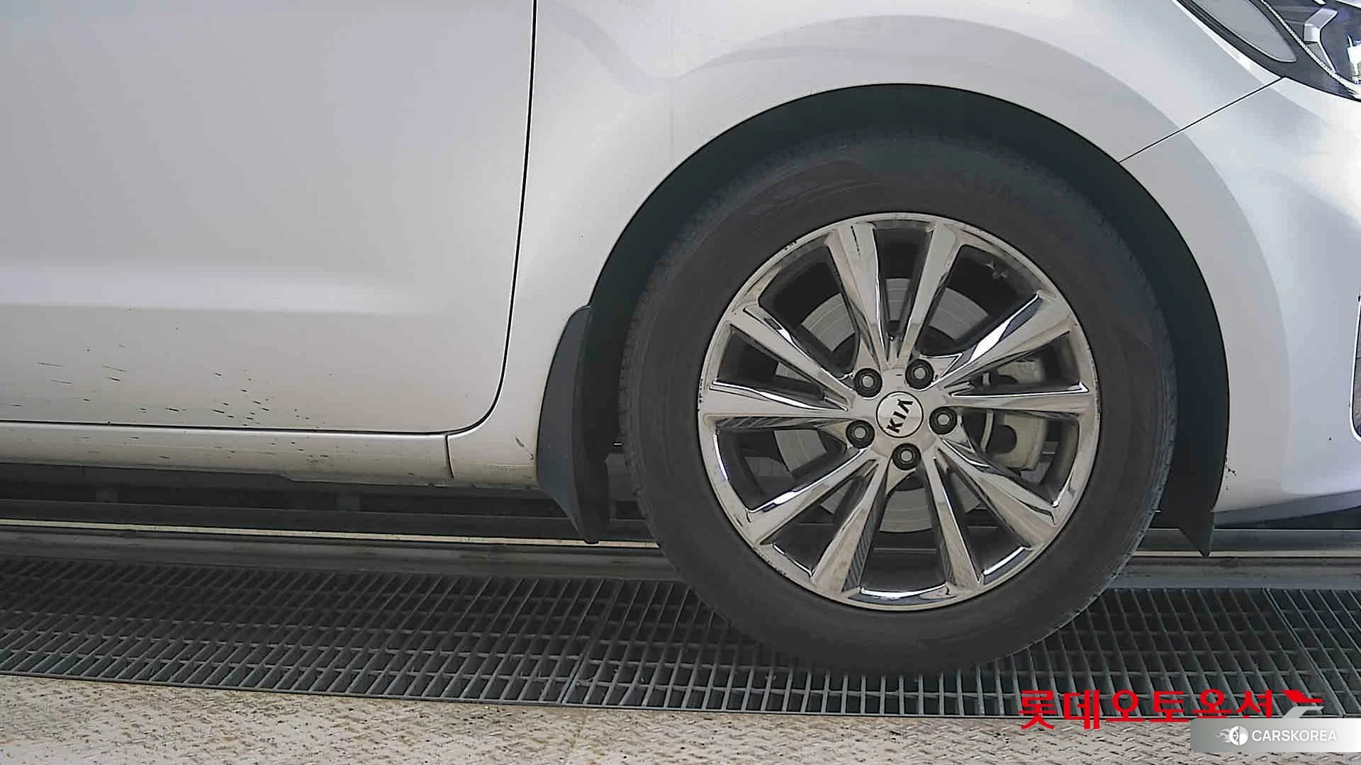 Kia Carnival id 4289585 из Кореи 15