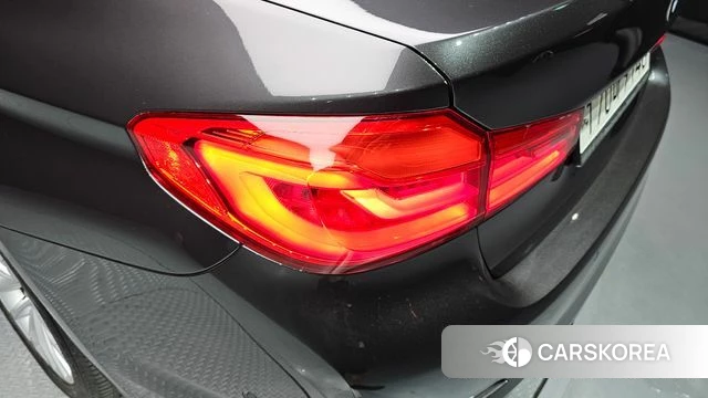 BMW 5 Series (G30) id 4573855 из Кореи 15