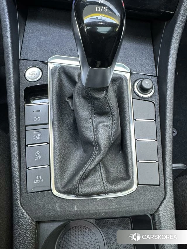Volkswagen Sagitar id 4314443 из Китая 15