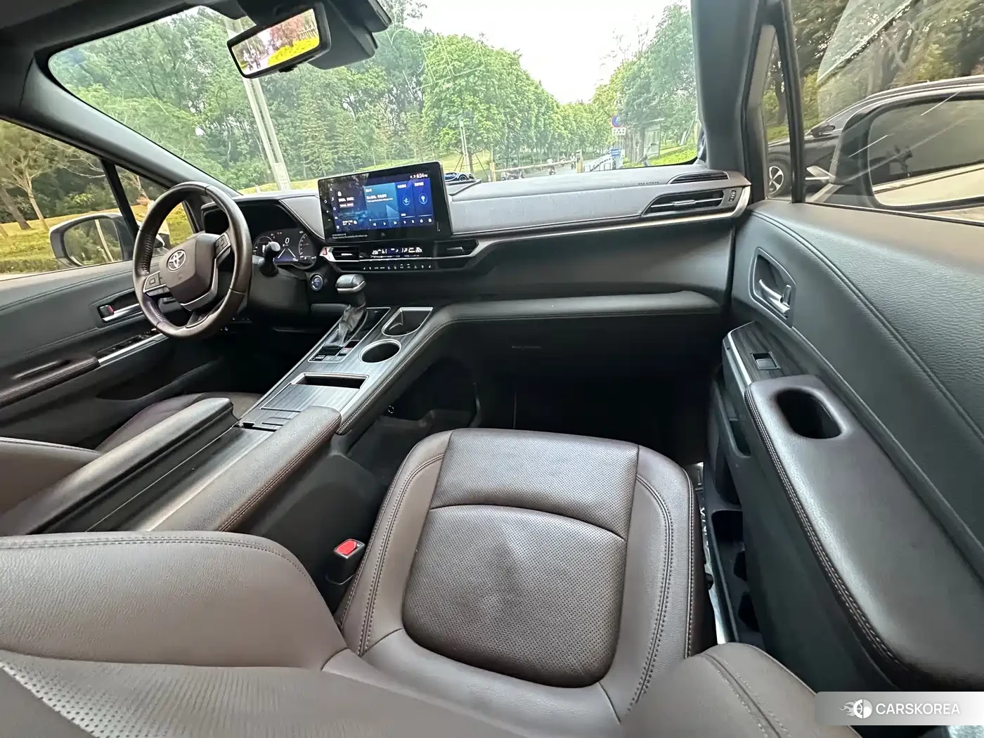 Toyota Sienna id 4514324 из Китая 15