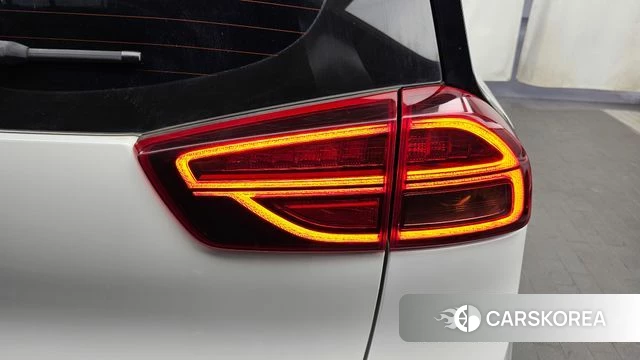 Kia Niro Plus id 4692305 из Кореи 15