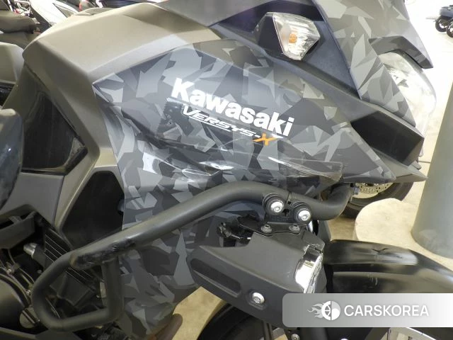 Kawasaki VERSYS-X 250 ABS id 3948098 из Японии 15