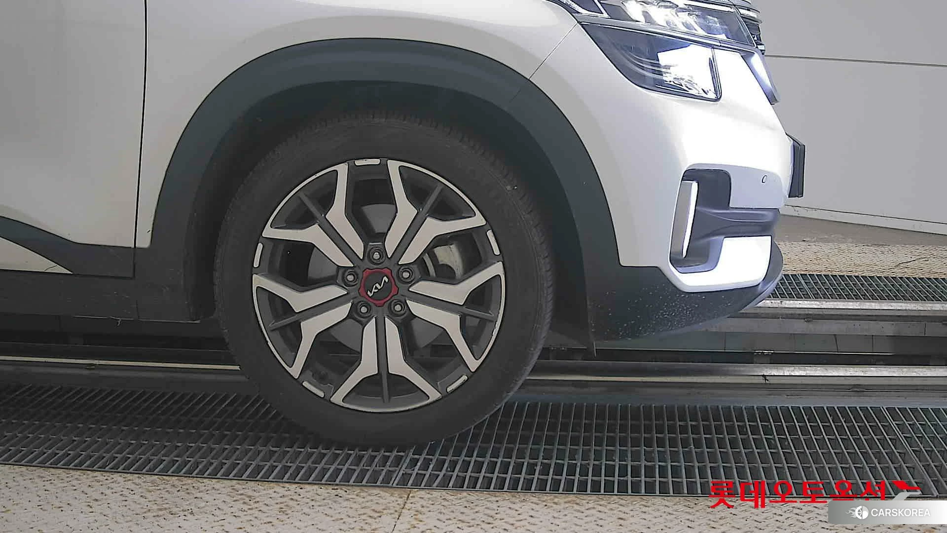 Kia Seltos id 4902466 из Кореи 15