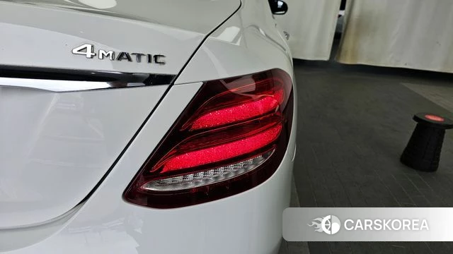 Mercedes-Benz E-Class W213 id 4490595 из Кореи 15