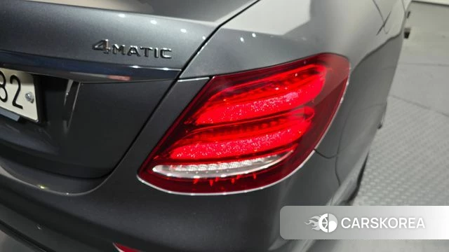 Mercedes-Benz E-Class W213 id 4384459 из Кореи 15