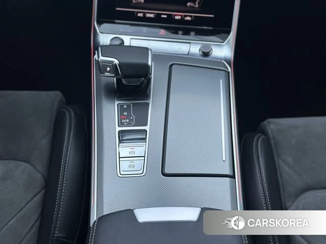 Audi A6L id 4258726 из Китая 15