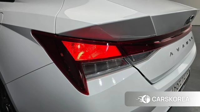 Hyundai Avante Hybrid (CN7) id 4322772 из Кореи 15