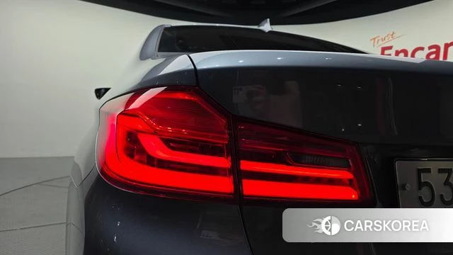 BMW 5 Series (G30) id 4318323 из Кореи 15