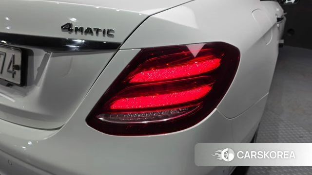 Mercedes-Benz E-Class W213 id 4693485 из Кореи 15