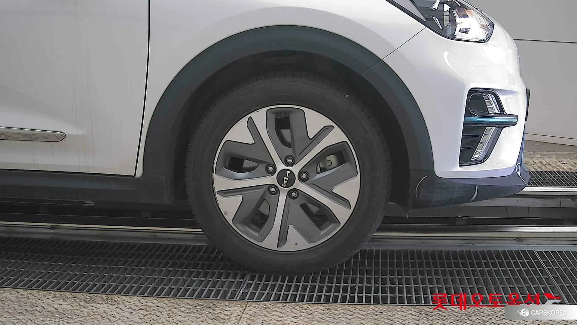 Kia Niro EV id 3882164 из Кореи 15