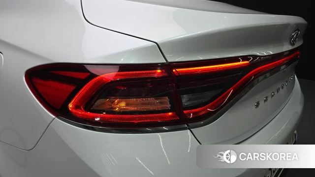 Hyundai Grandeur IG id 4424795 из Кореи 15