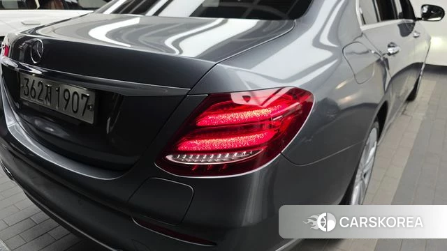 Mercedes-Benz E-Class W213 id 4465136 из Кореи 15