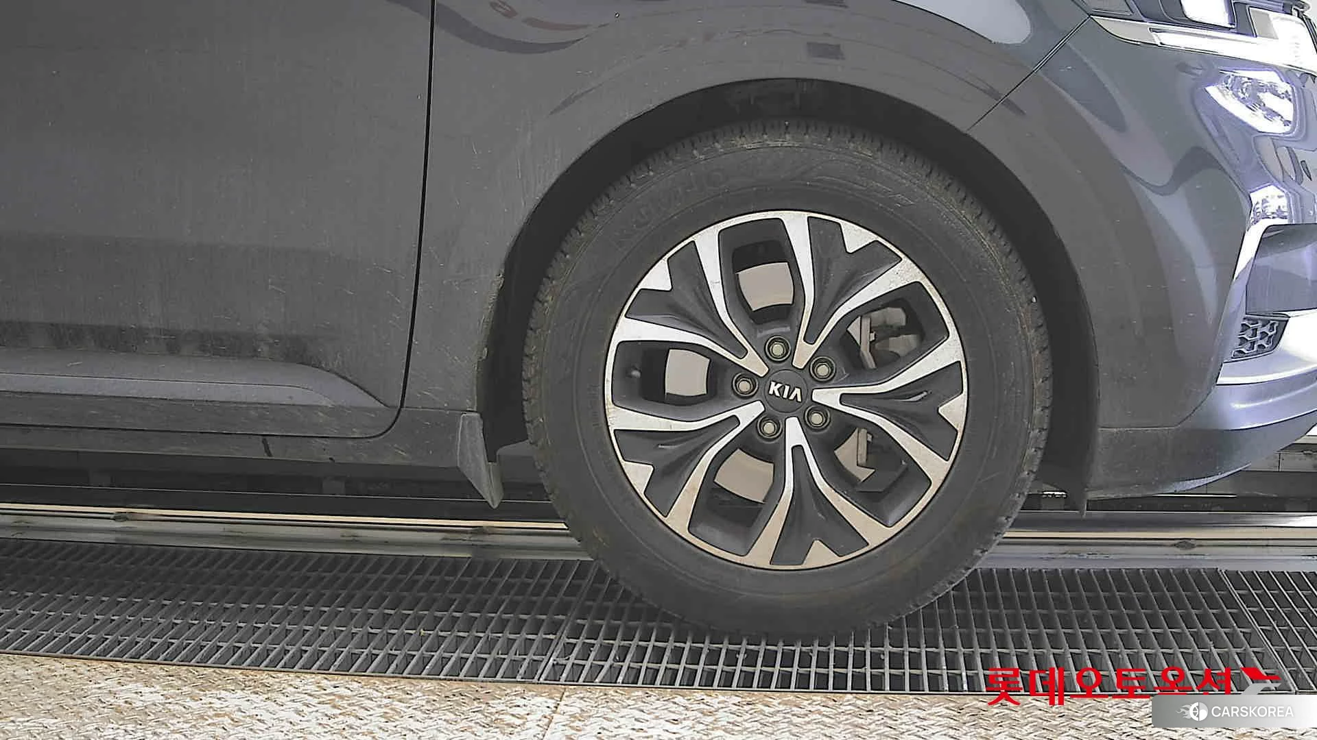 Kia Carnival id 3882095 из Кореи 15