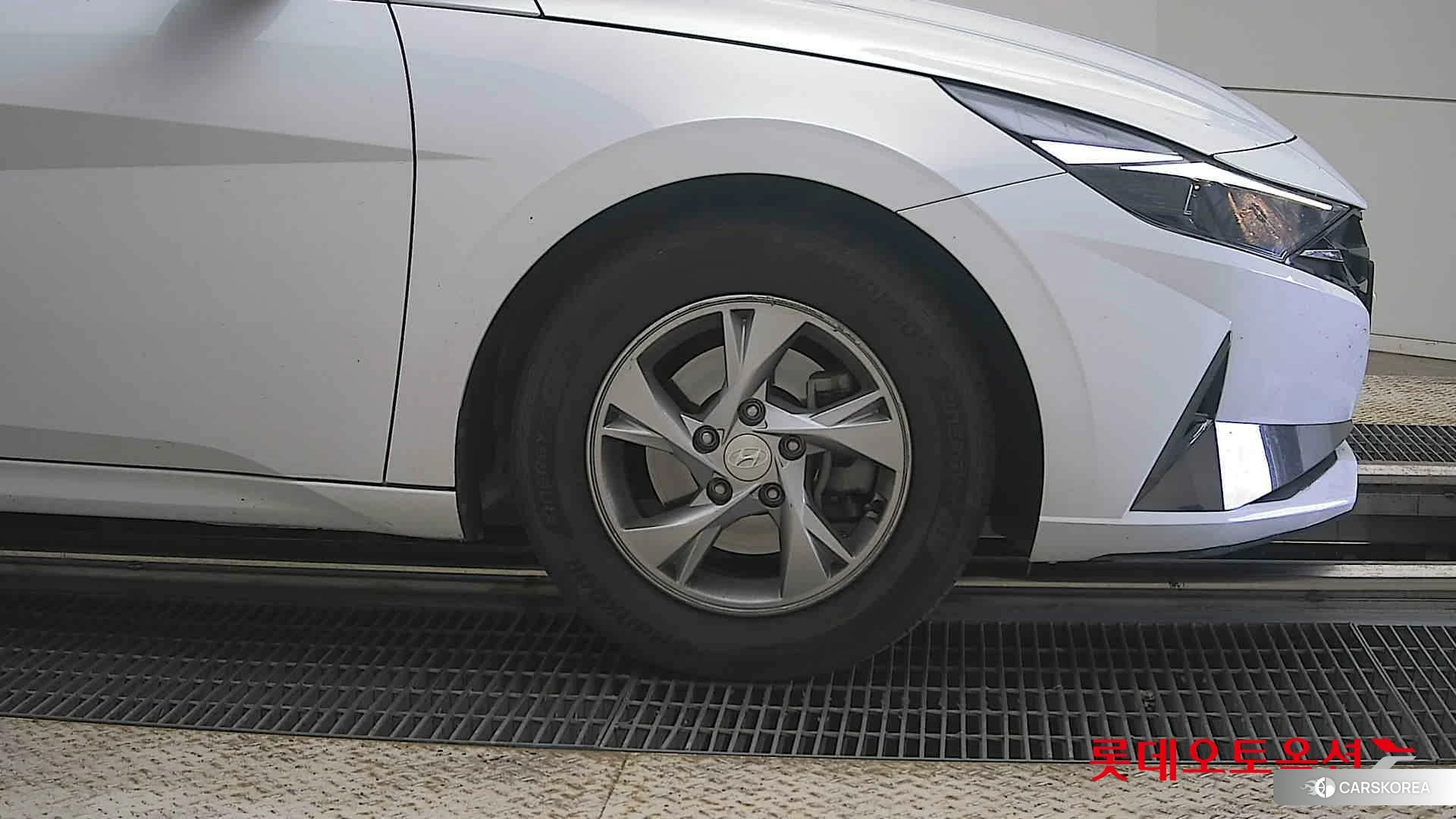 Hyundai Avante id 4504378 из Кореи 15