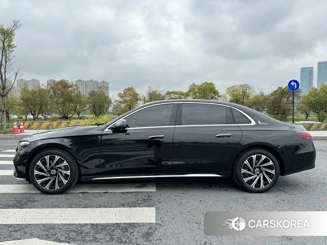Mercedes-Benz E-class id 4275382 из Китая 15