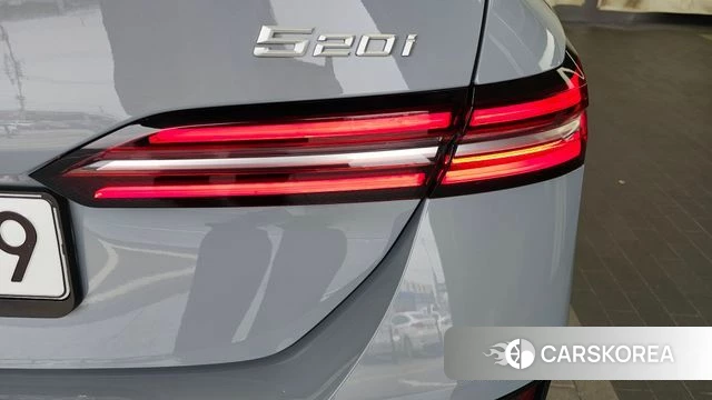 BMW 5 Series (G60) id 4710284 из Кореи 15
