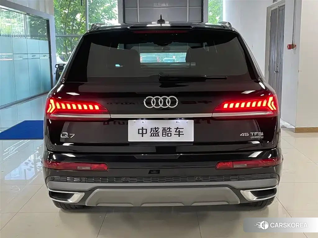 Audi Q7 id 4548190 из Китая 16