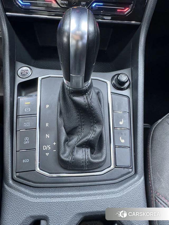 Volkswagen Lavida id 4335918 из Китая 15