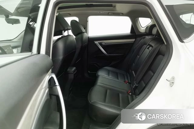 Geely Automobile Binyue id 4210168 из Китая 15