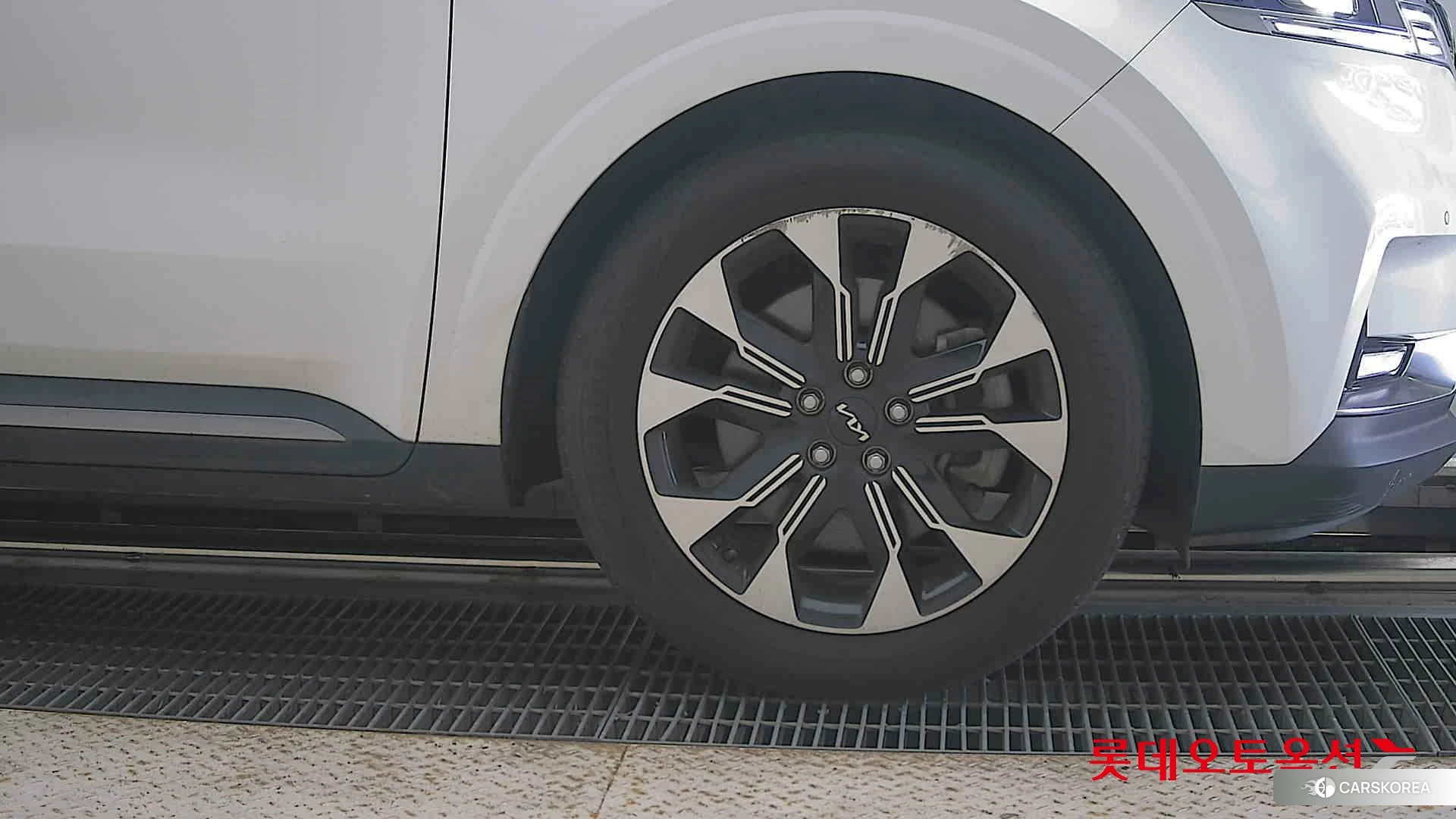 Kia Carnival id 4664316 из Кореи 15
