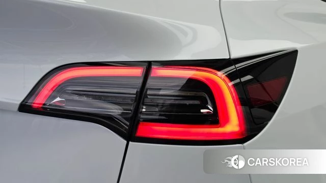 Tesla Model Y id 4792562 из Кореи 15
