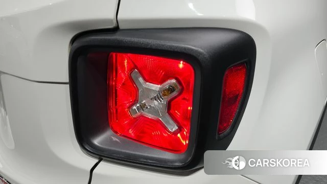 Jeep Renegade id 4325663 из Кореи 15