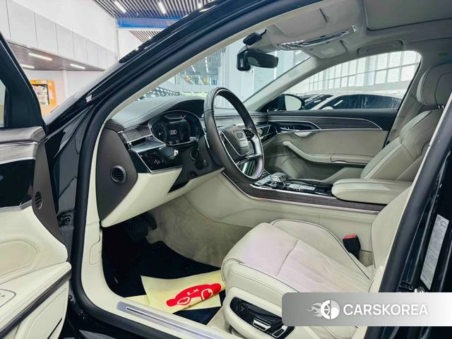 Audi A8 id 4273612 из Китая 15
