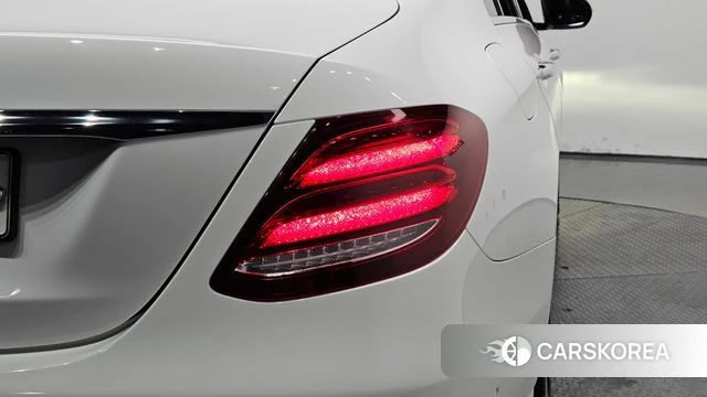 Mercedes-Benz E-Class W213 id 4677483 из Кореи 15