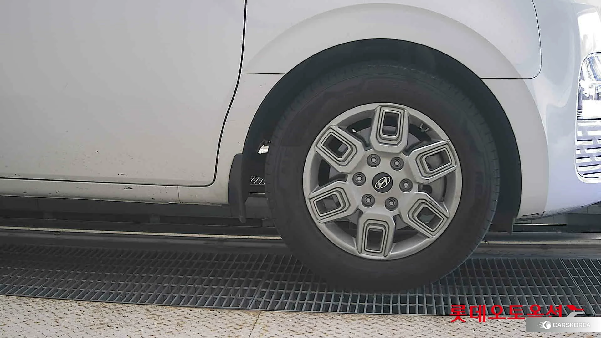 Hyundai Staria Hybrid id 4902398 из Кореи 15