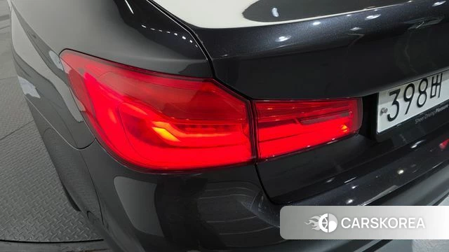 BMW 5 Series (G30) id 4708346 из Кореи 15