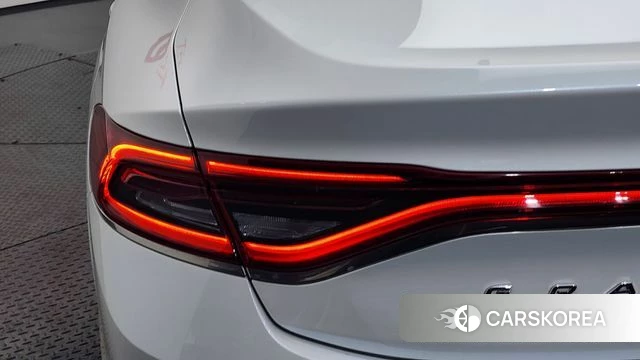 Hyundai Grandeur IG Hybrid id 4471534 из Кореи 15