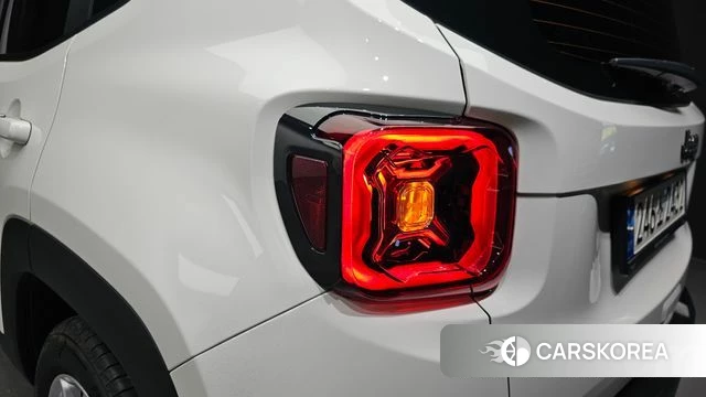 Jeep Renegade id 4731564 из Кореи 15