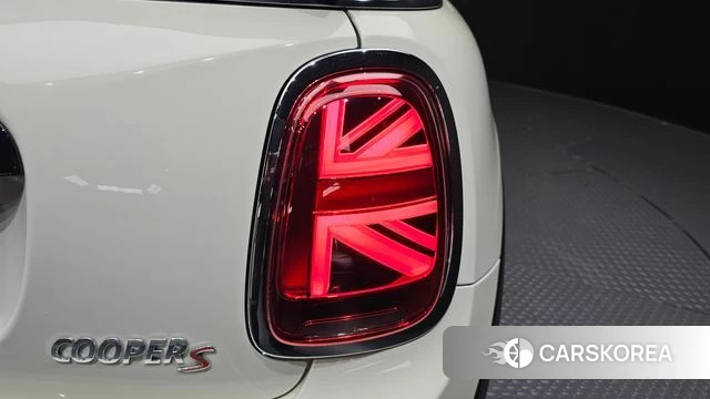 Mini Cooper S Convertible id 4658405 из Кореи 15