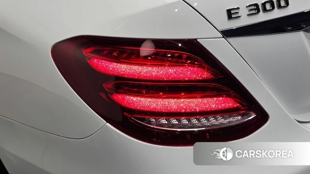 Mercedes-Benz E-Class W213 id 4483147 из Кореи 15