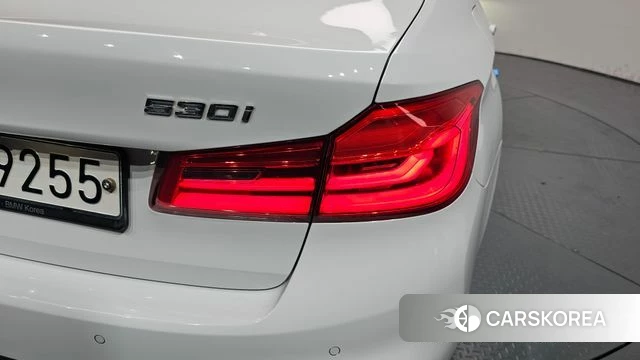 BMW 5 Series (G30) id 4417123 из Кореи 15