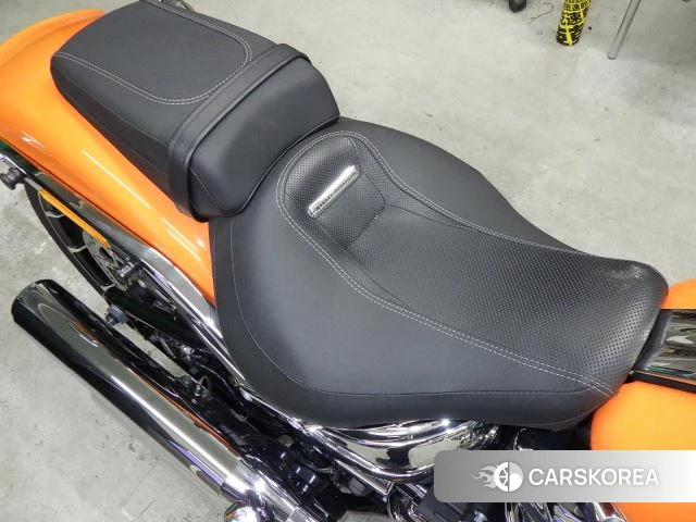Проданный Harley-Davidson Softail Breakout FXBR 1920 id 3994127 из Японии, фото 15