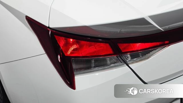 Hyundai Avante Hybrid (CN7) id 4561136 из Кореи 15