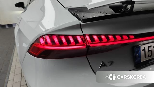 Audi A7 (4K) id 4561809 из Кореи 15
