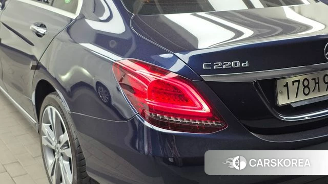 Mercedes-Benz C-Class W205 id 4519376 из Кореи 15