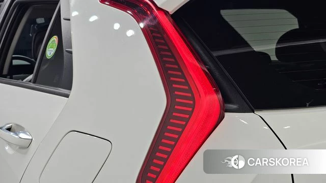 Kia Di Ol Nu Niro id 4768619 из Кореи 15