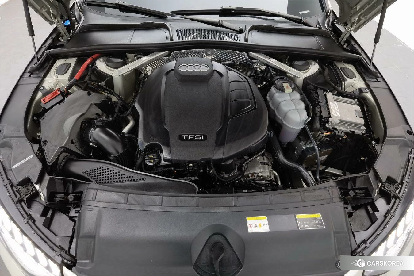 Audi A4L id 4405774 из Китая 15